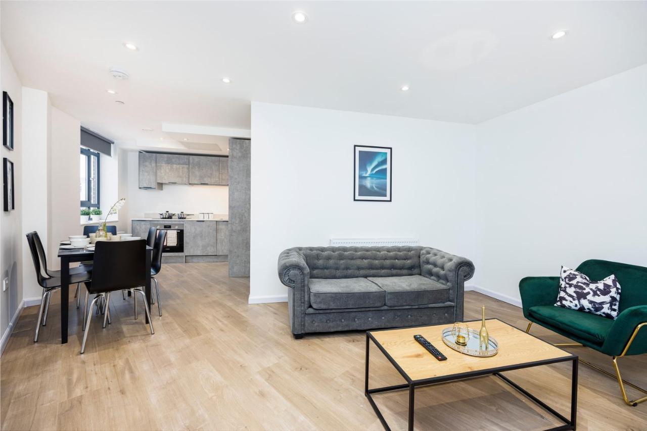 Cresta House - Modern Apartments Luton  Exterior foto
